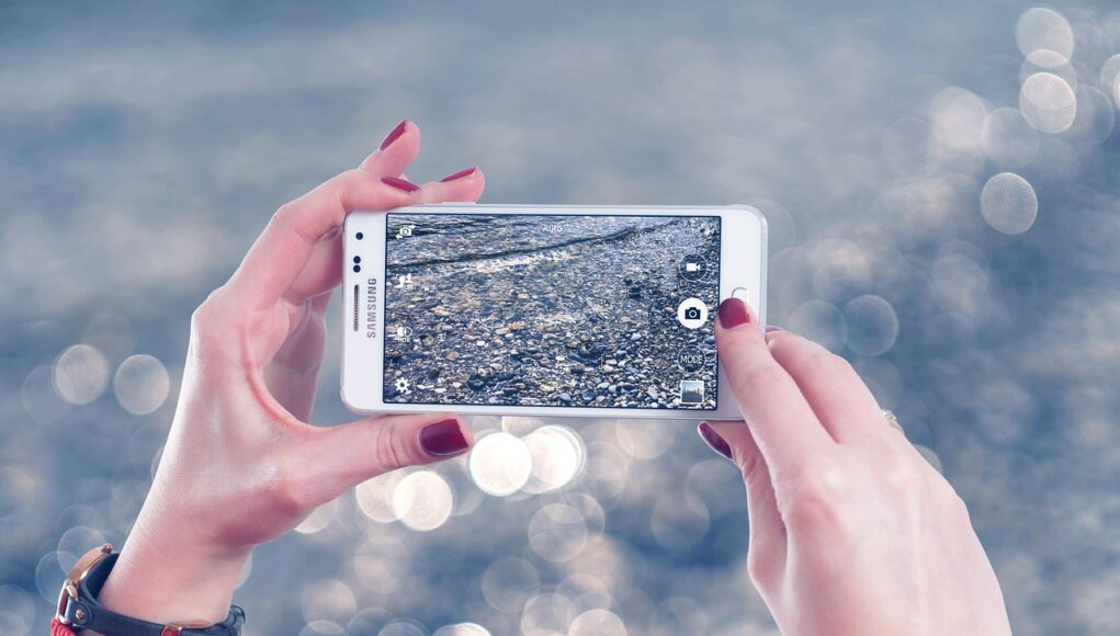 Smartphone estate 2025